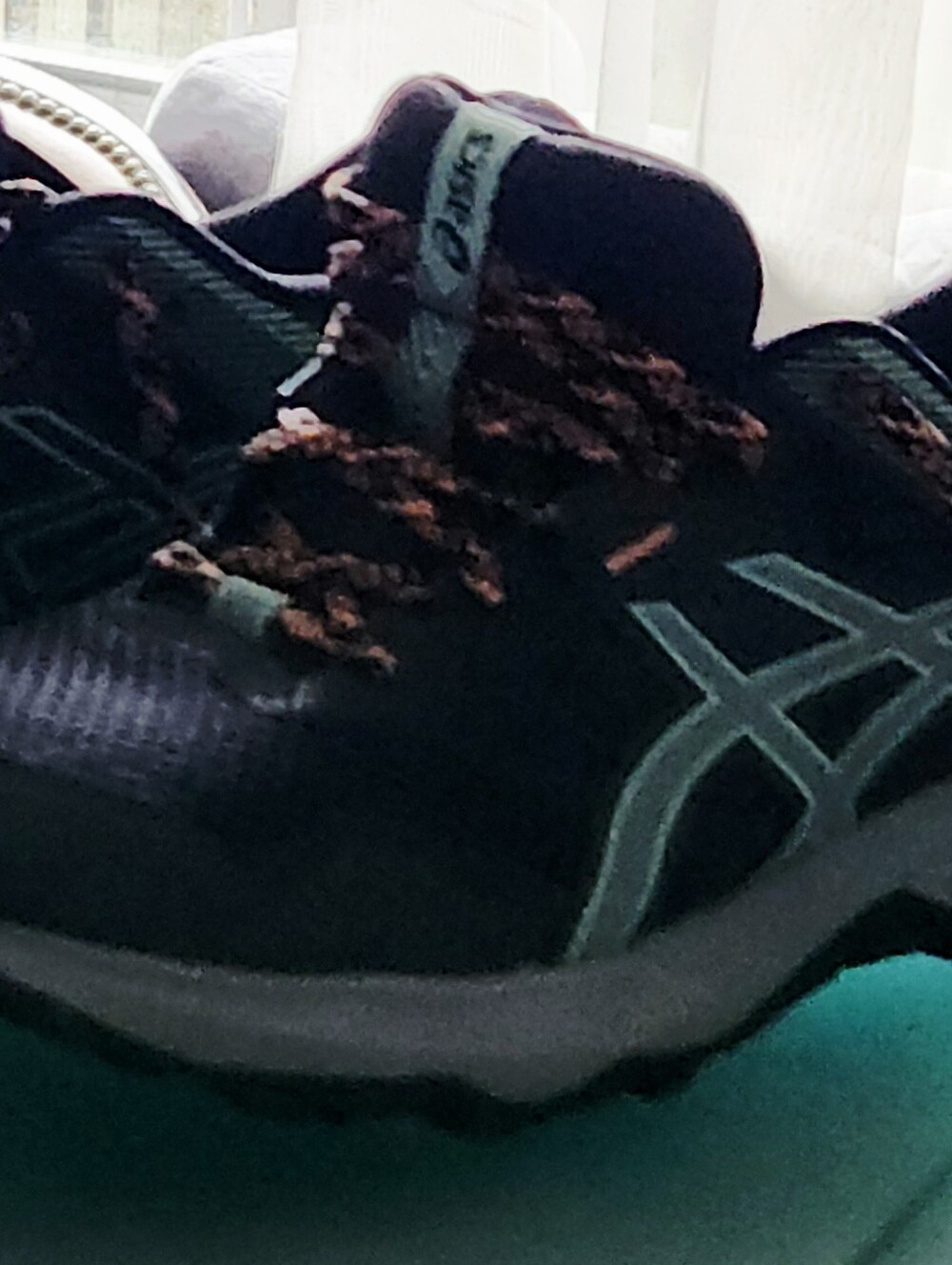 ASICS Women's Black and Orange Running Shoes *Like New* - Picture 9 of 9